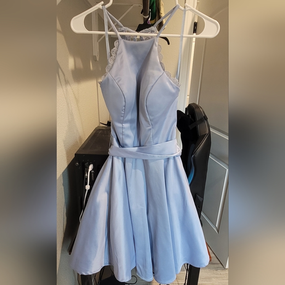 Blue short dress